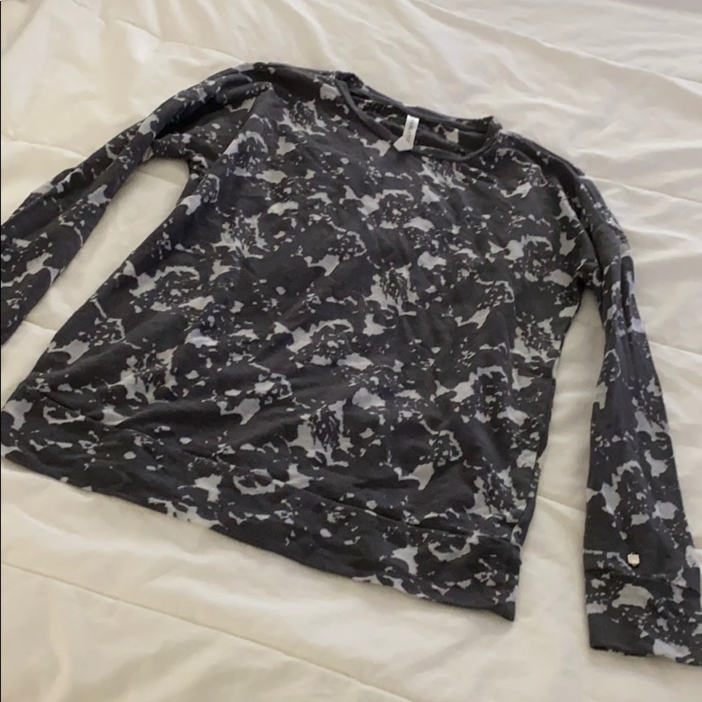 Fabletics Burnout Pullover